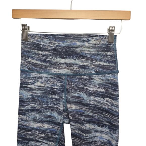 Lululemon Wunder Under Hi-Rise 7/8‎ Tight Full-On Luxtreme 26" Womens Size 4 - Picture 7 of 8